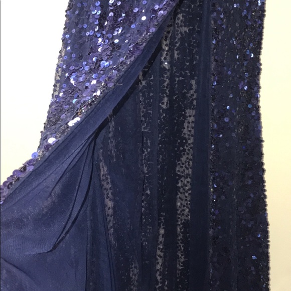 Evening dress - Picture 2 of 4